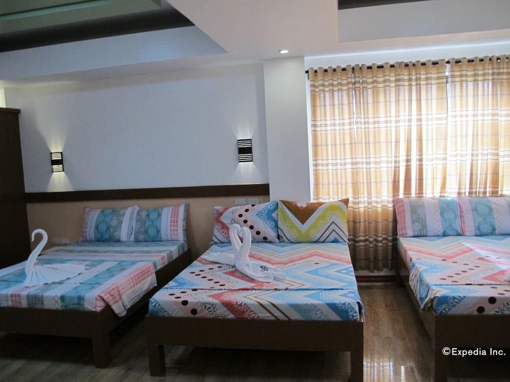 Sea Jewel Beach Resort Puerto Galera Exterior foto
