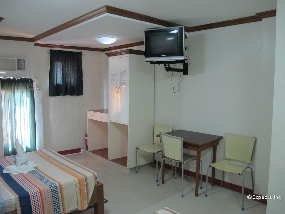 Sea Jewel Beach Resort Puerto Galera Exterior foto