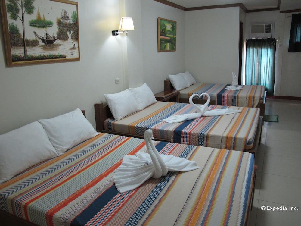 Sea Jewel Beach Resort Puerto Galera Exterior foto