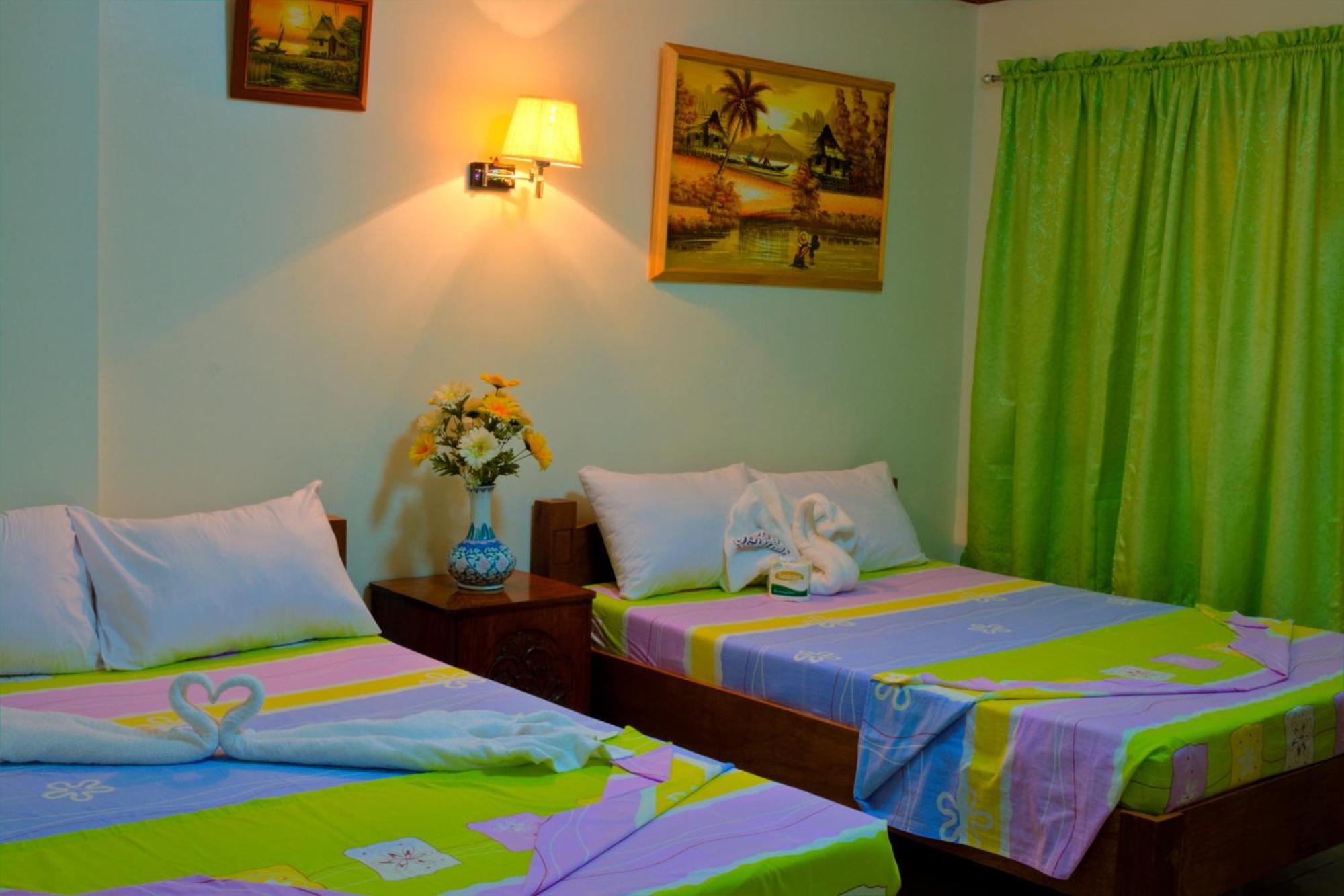 Sea Jewel Beach Resort Puerto Galera Exterior foto