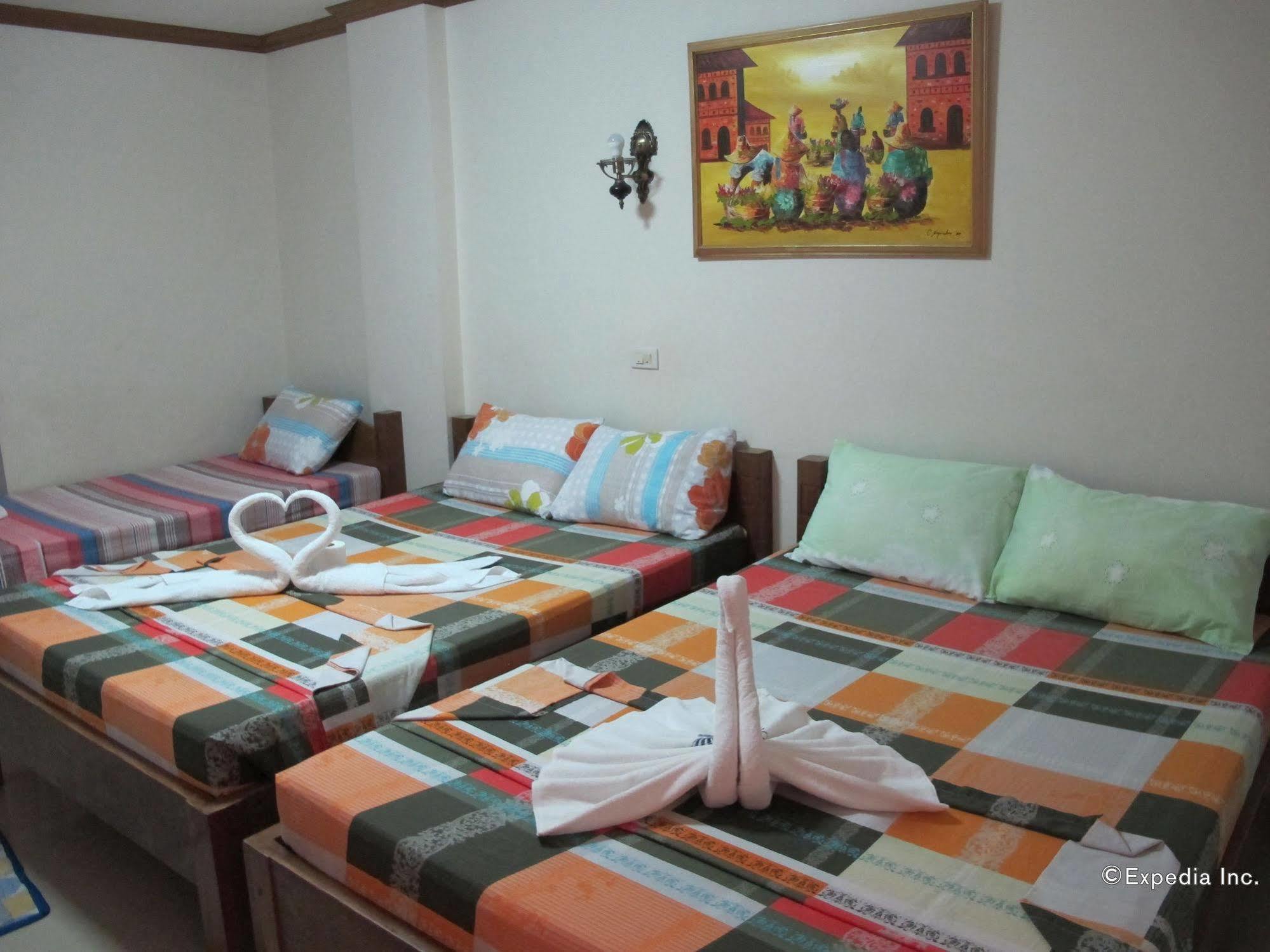 Sea Jewel Beach Resort Puerto Galera Exterior foto